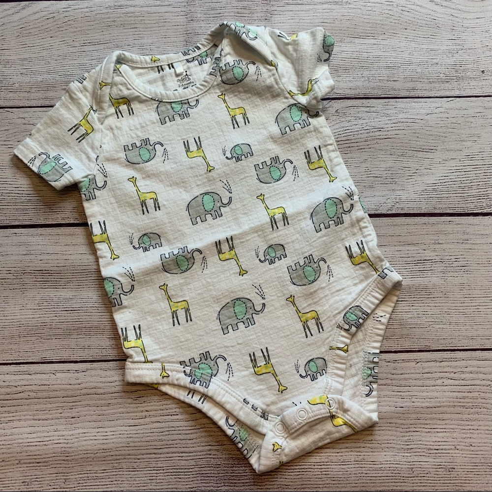 Aden + Anais Muslin Onesie size 3-6 months